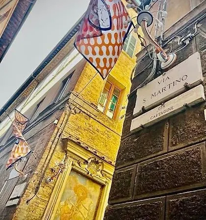 Dimora Con Finestra Sui Tetti Di