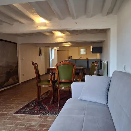 Apartamento Dimora Con Finestra Sui Tetti Di *